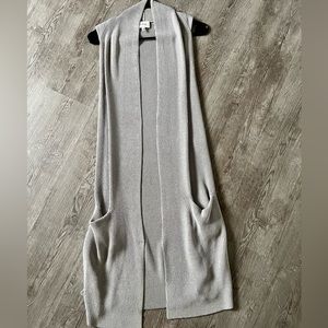 Aritzia Wilfred Sleeveless Cardigan xxs
